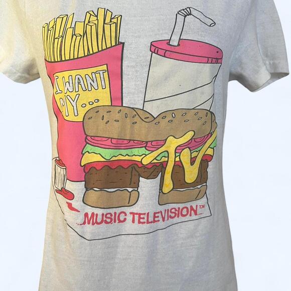 MTV burger and fries graphic tee Size Large - Picture 2 of 6